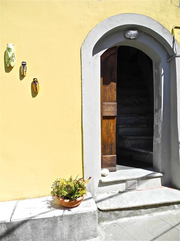 Sotto Il Castello Bed & Breakfast Trebiano Eksteriør bilde
