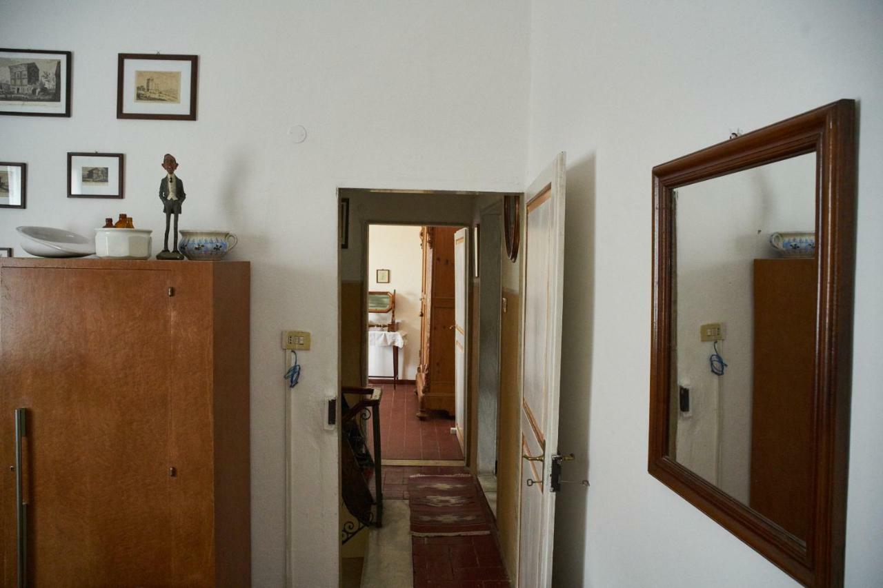 Sotto Il Castello Bed & Breakfast Trebiano Eksteriør bilde